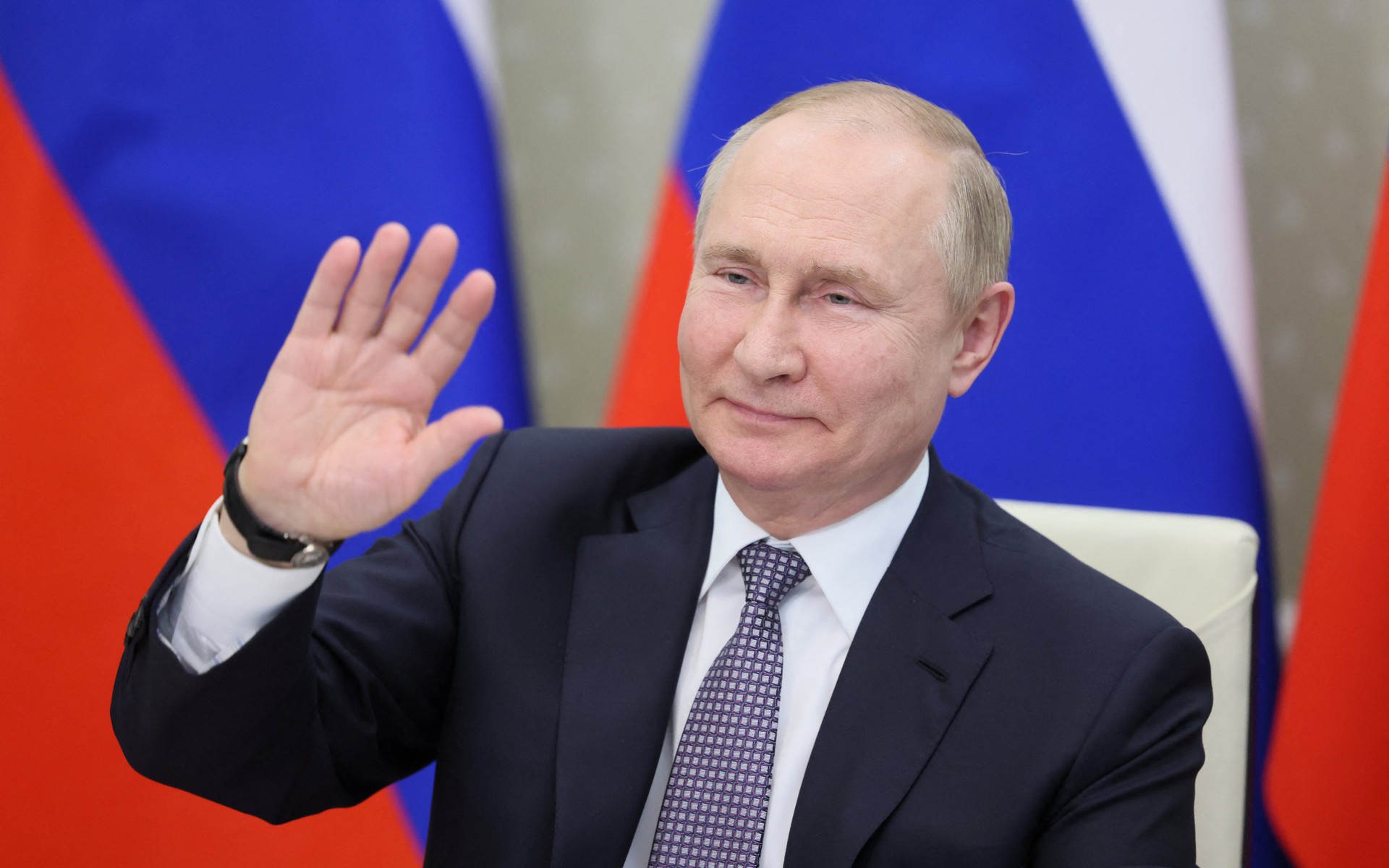 Th&ocirc;ng điệp mạnh mẽ từ chuyến thăm Việt Nam của Tổng thống Nga Putin