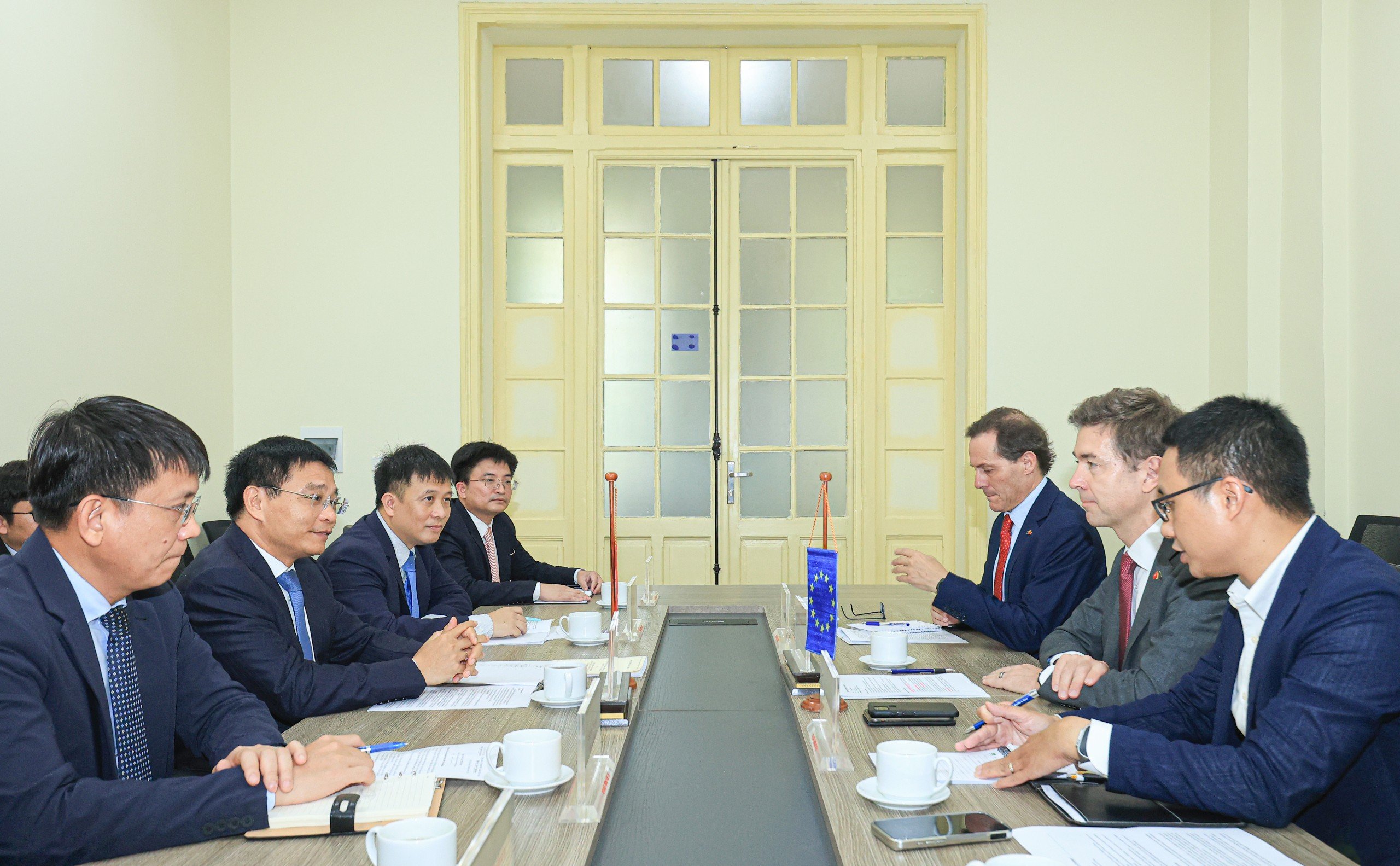 Tăng cường hợp t&aacute;c Việt Nam - EU trong chuyển đổi xanh lĩnh vực giao th&ocirc;ng- Ảnh 1.