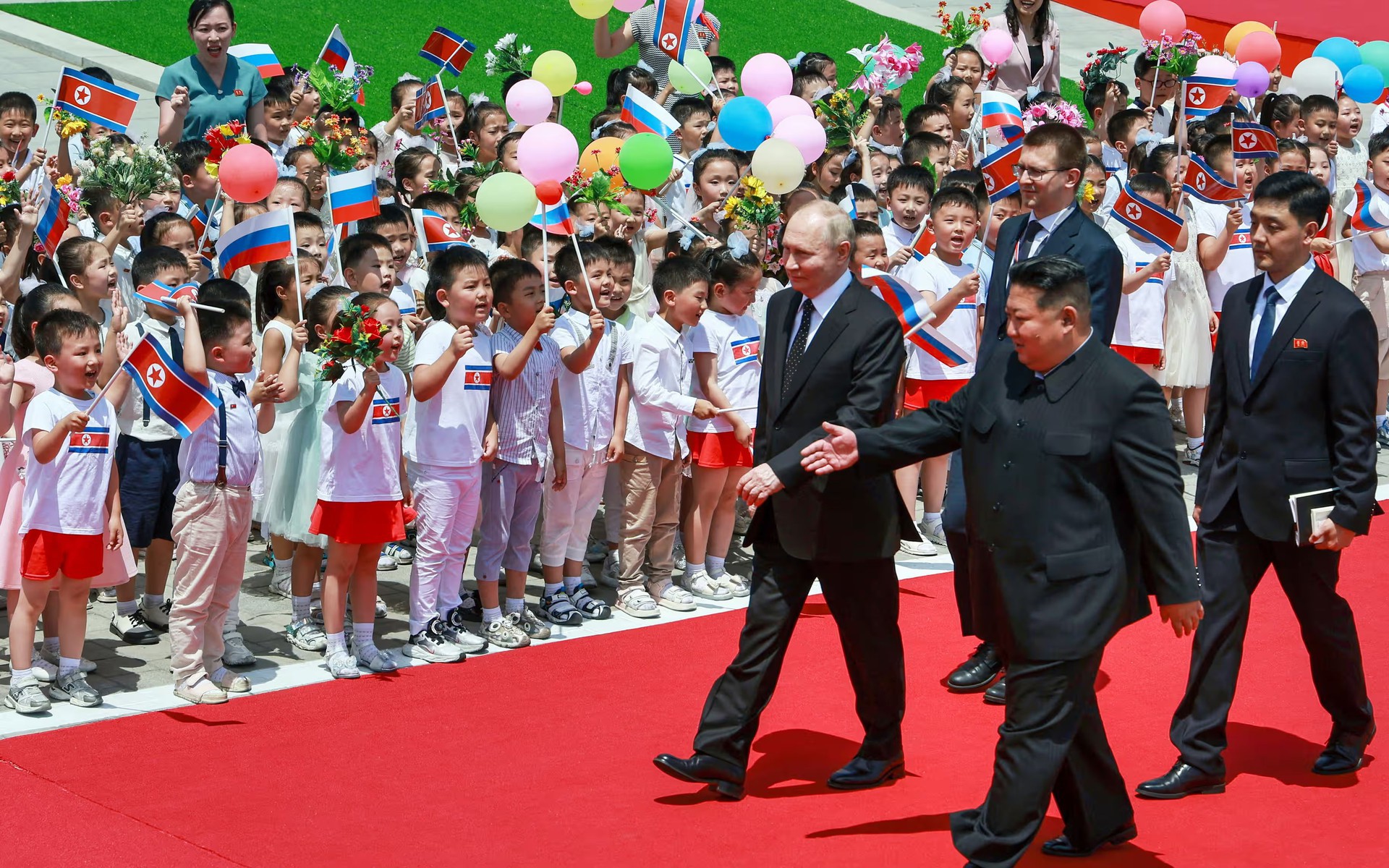 Nga - Triều Ti&ecirc;n k&yacute; Hiệp định Đối t&aacute;c Chiến lược To&agrave;n diện cam kết bảo vệ lẫn nhau