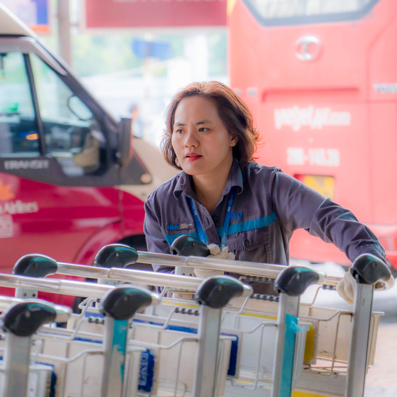 Kh&aacute;ch bỏ qu&ecirc;n v&iacute; chứa nửa tỷ đồng tại s&acirc;n bay Nội B&agrave;i- Ảnh 1.