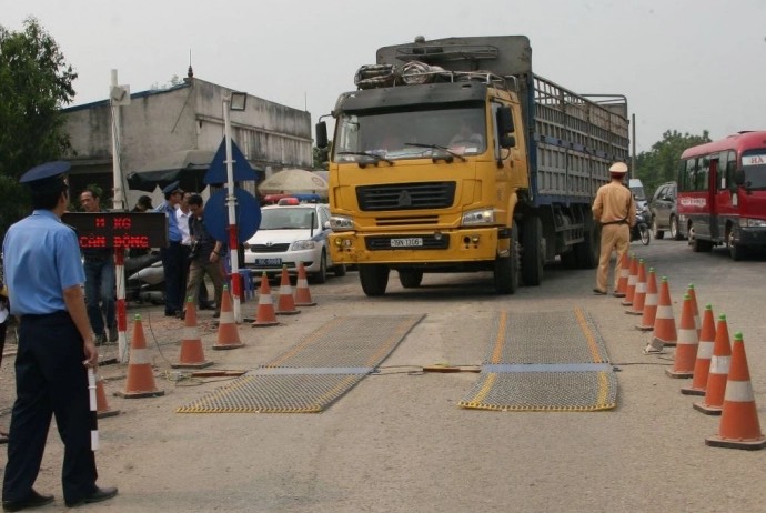 TP.HCM: 6 th&aacute;ng th&iacute; điểm phạt nguội xe qu&aacute; tải, c&oacute; trường hợp bị phạt hơn 200 triệu- Ảnh 2.