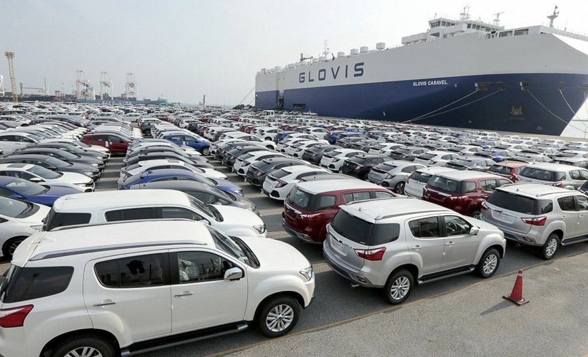 Xe nhập khẩu bị m&oacute;p m&eacute;o, vỡ đ&egrave;n tr&ecirc;n đường vận chuyển từ nước ngo&agrave;i về c&oacute; được khắc phục?- Ảnh 1.