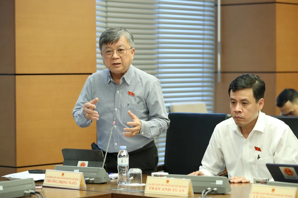 ĐBQH: Sớm thực hiện &ldquo;1 luật sửa 4 luật&rdquo; sẽ cởi n&uacute;t thắt cho thị trường bất động sản- Ảnh 1.