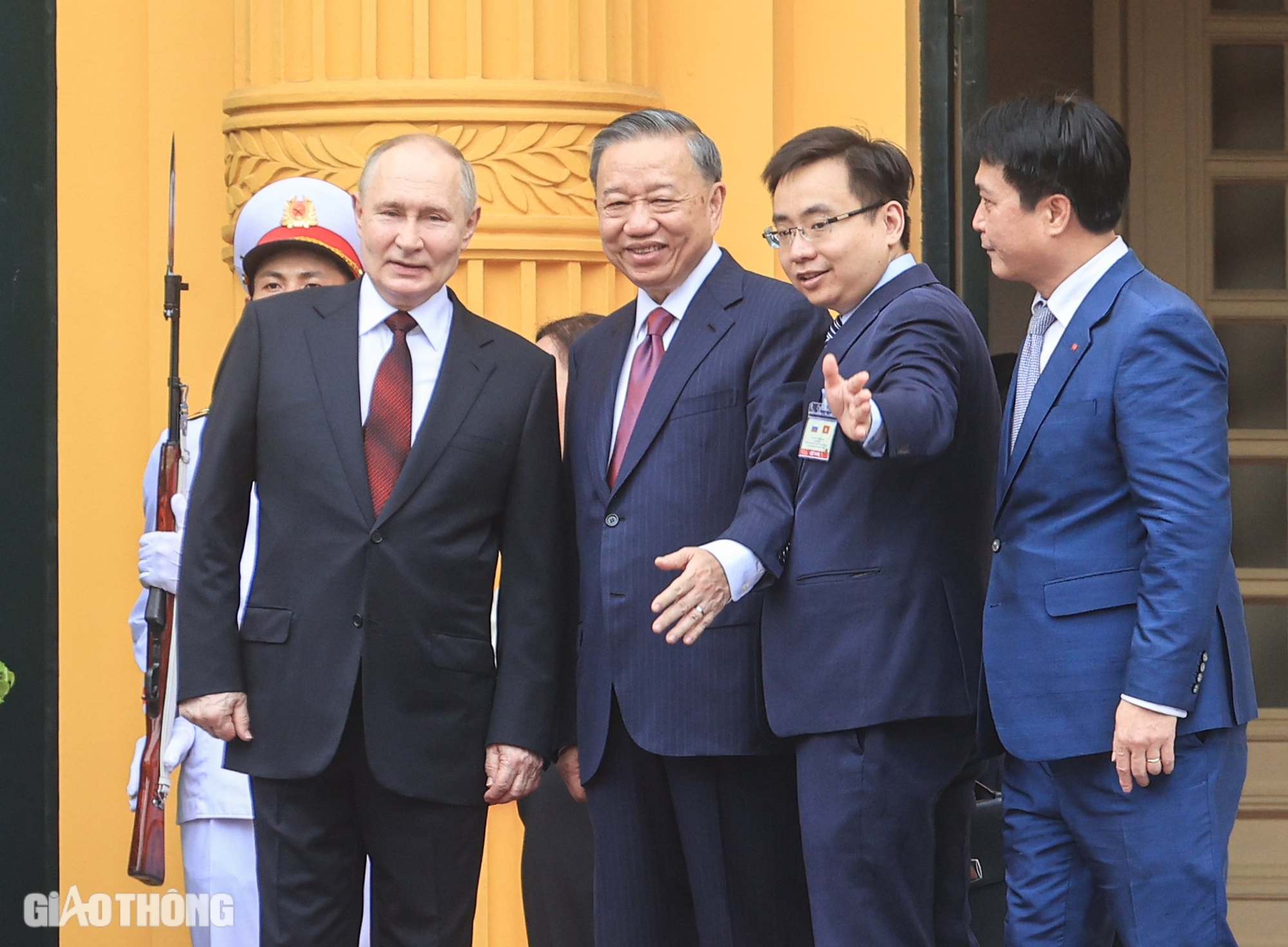 To&agrave;n cảnh lễ đ&oacute;n ch&iacute;nh thức Tổng thống Nga Vladimir Putin- Ảnh 5.