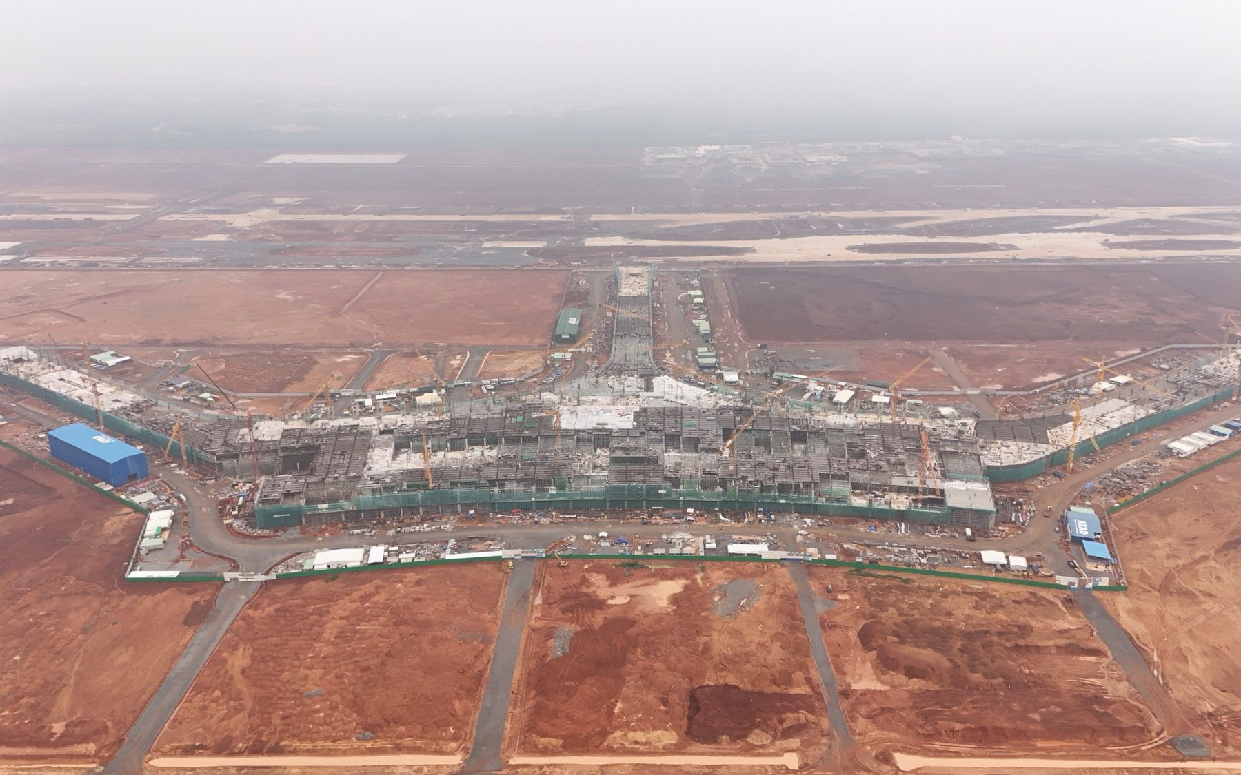 S&acirc;n bay Long Th&agrave;nh: Nh&agrave; ga vượt tiến độ 10 ng&agrave;y, đường cất hạ c&aacute;nh vượt 2 th&aacute;ng