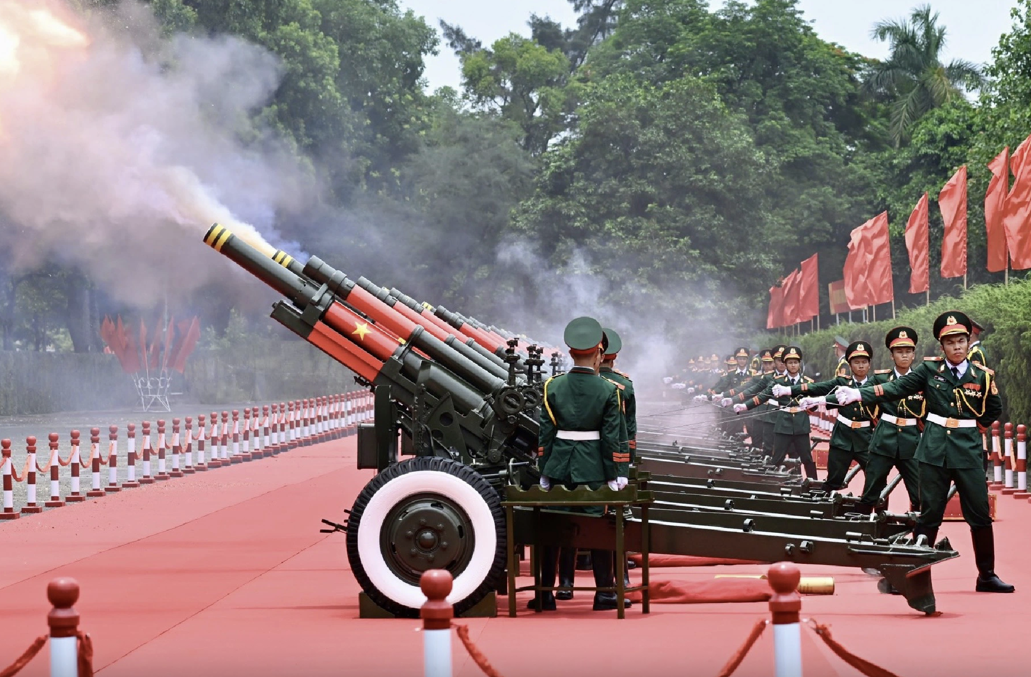 To&agrave;n cảnh lễ đ&oacute;n ch&iacute;nh thức Tổng thống Nga Vladimir Putin- Ảnh 3.