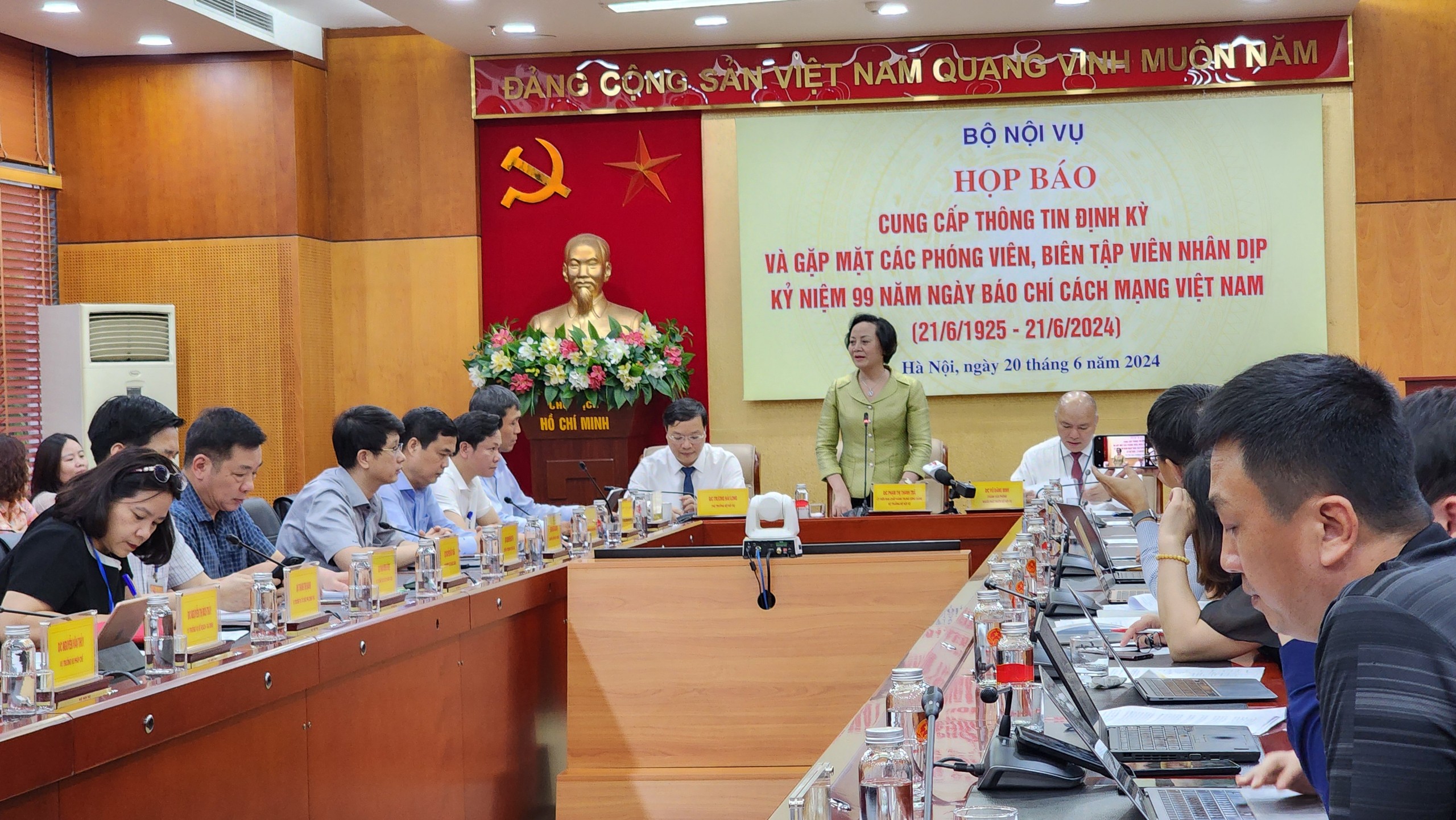 Tăng lương cơ sở l&ecirc;n 2.340.000 đồng từ 1/7- Ảnh 2.