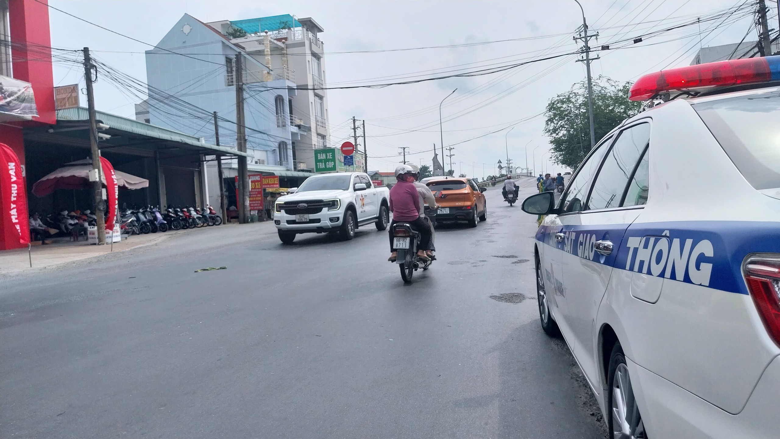 Đồng Th&aacute;p t&igrave;m giải ph&aacute;p kiềm chế TNGT- Ảnh 2.