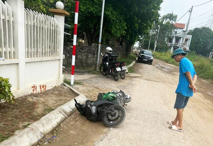 Truy bắt đối tượng cứa cổ, cướp xe của người l&aacute;i xe &ocirc;m c&ocirc;ng nghệ- Ảnh 1.