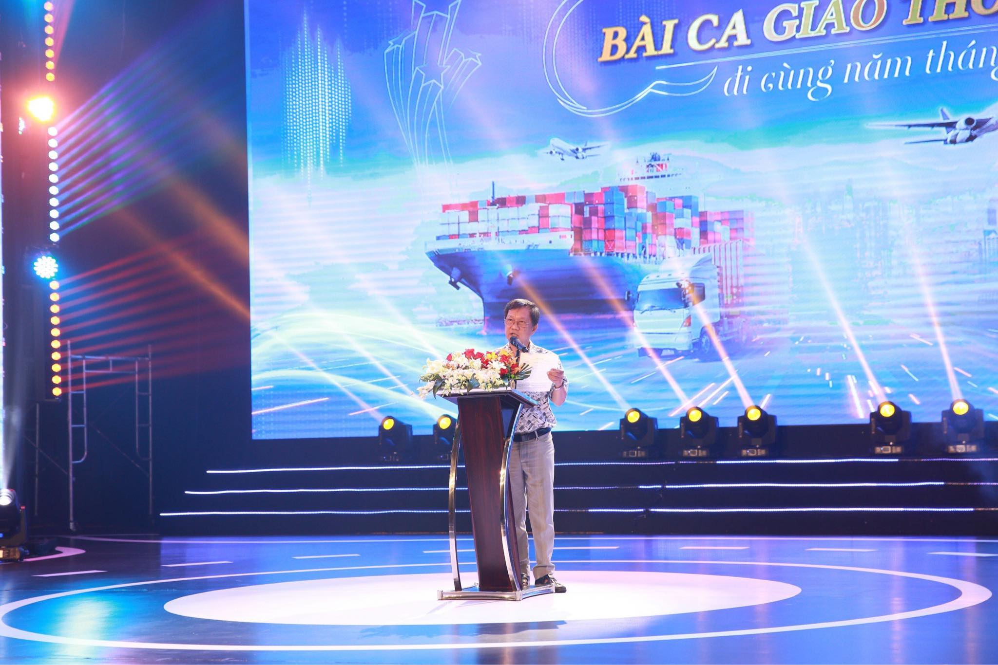 Tác phẩm Người Đèo Cả đoạt giải nhất cuộc thi "Bài ca giao thông đi cùng năm tháng"- Ảnh 1. Tác phẩm Người Đèo Cả đoạt giải nhất cuộc thi "Bài ca giao thông đi cùng năm tháng"- Ảnh 1.