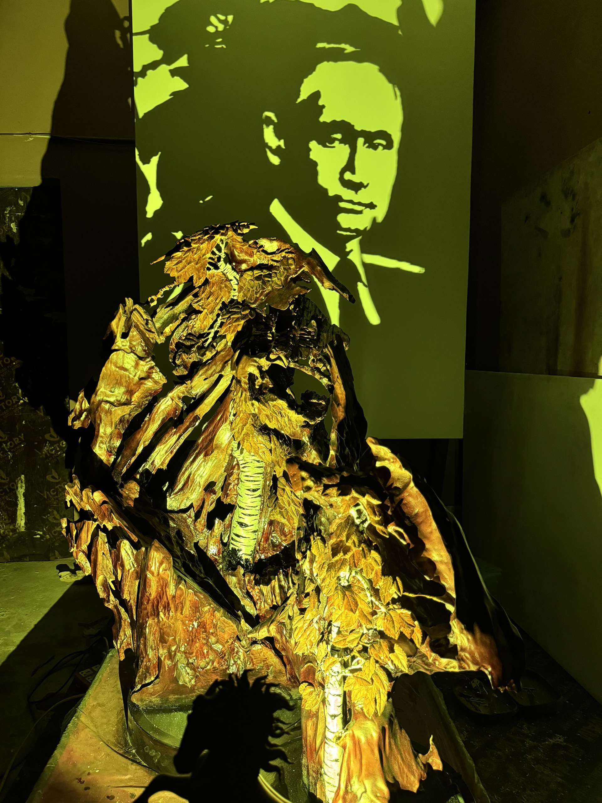 Chuyện chưa kể phía sau món quà Tổng bí thư chọn tặng Tổng thống Nga Vladimir Putin- Ảnh 4. Chuyện chưa kể phía sau món quà Tổng bí thư chọn tặng Tổng thống Nga Vladimir Putin- Ảnh 4.