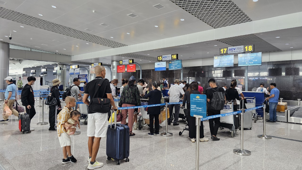 Li&ecirc;n Khương - s&acirc;n bay đầu ti&ecirc;n v&ugrave;ng T&acirc;y Nguy&ecirc;n trở th&agrave;nh cảng h&agrave;ng kh&ocirc;ng quốc tế- Ảnh 5.