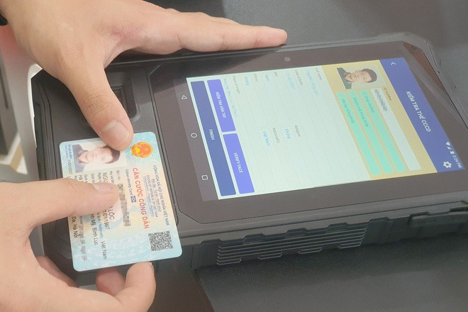 Thẻ căn cước mẫu mới cấp từ 1/7 c&oacute; những th&ocirc;ng tin g&igrave;, bảo mật ra sao?- Ảnh 2.