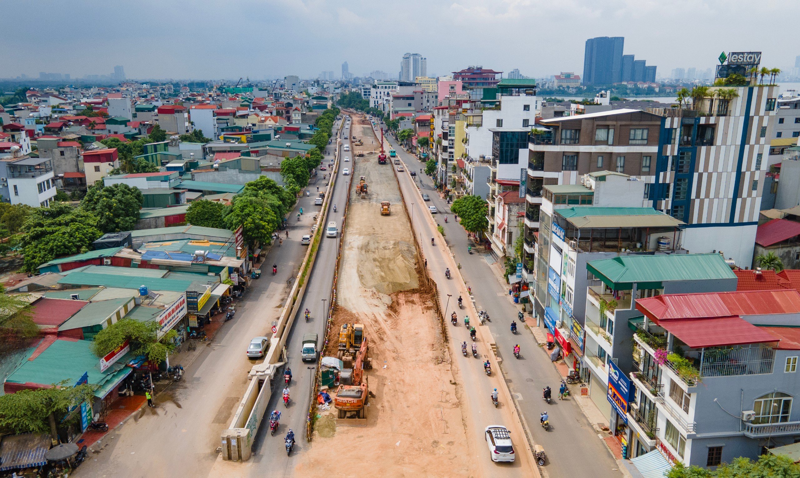 Ngắm đường &Acirc;u Cơ - Nghi T&agrave;m sắp th&ocirc;ng xe- Ảnh 6.