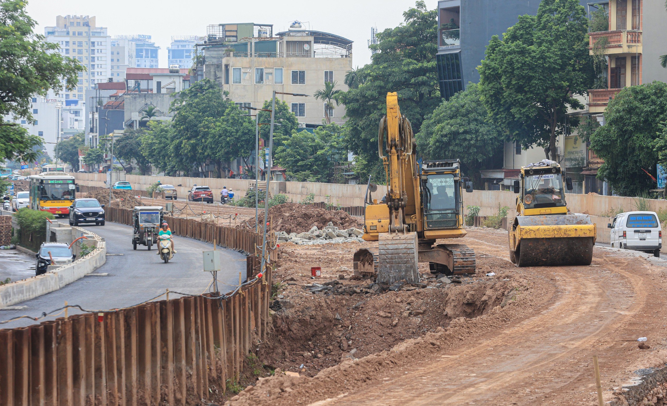 Ngắm đường &Acirc;u Cơ - Nghi T&agrave;m sắp th&ocirc;ng xe- Ảnh 13.