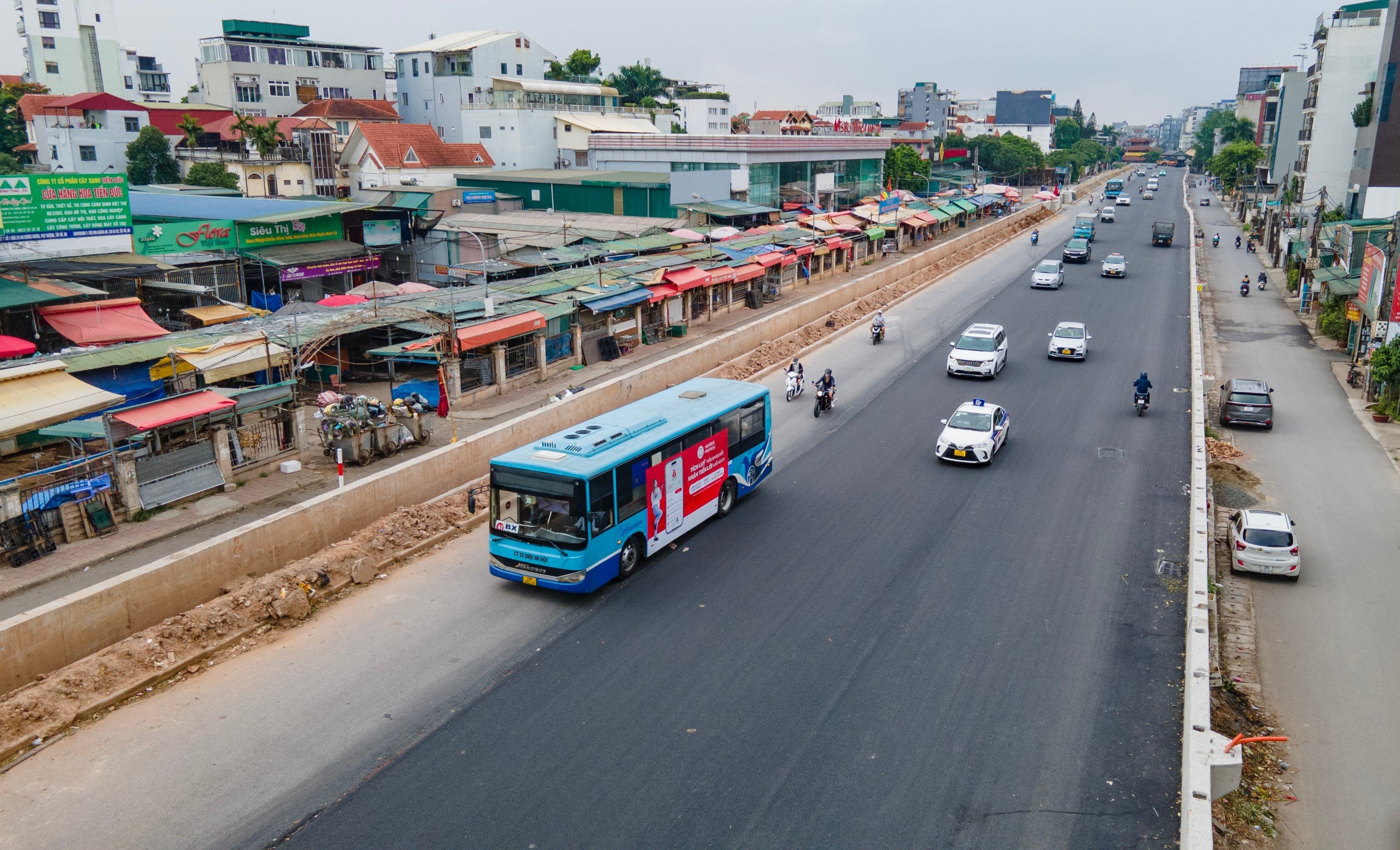 Ngắm đường &Acirc;u Cơ - Nghi T&agrave;m sắp th&ocirc;ng xe- Ảnh 1.