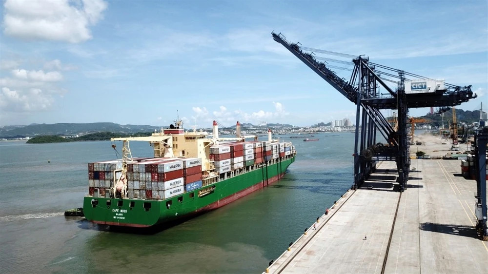Đồng bộ hạ tầng giao thông, Quảng Ninh đưa logistics thành mũi nhọn kinh tế- Ảnh 4. Đồng bộ hạ tầng giao thông, Quảng Ninh đưa logistics thành mũi nhọn kinh tế- Ảnh 4.