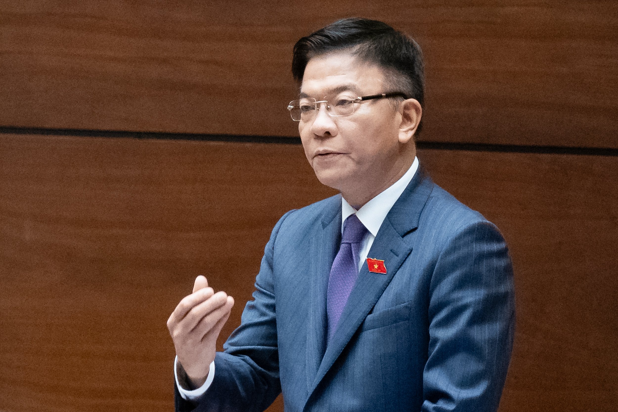 Ph&oacute; thủ tướng l&yacute; giải v&igrave; sao cấm quảng c&aacute;o dịch vụ c&ocirc;ng chứng- Ảnh 4.