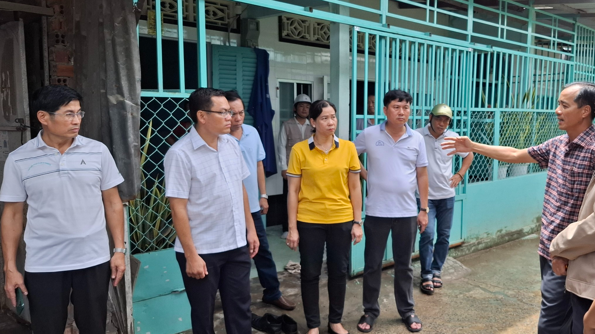 Sạt lở tiếp diễn ở Bạc Liêu: "Nghe tiếng chuột chạy là hết hồn thức giấc"- Ảnh 3. Sạt lở tiếp diễn ở Bạc Liêu: "Nghe tiếng chuột chạy là hết hồn thức giấc"- Ảnh 3.