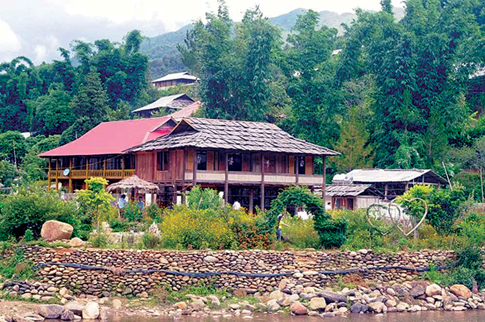 Đ&aacute;nh thức miền cổ t&iacute;ch nơi n&uacute;i rừng T&acirc;y Bắc&nbsp;- Ảnh 2.