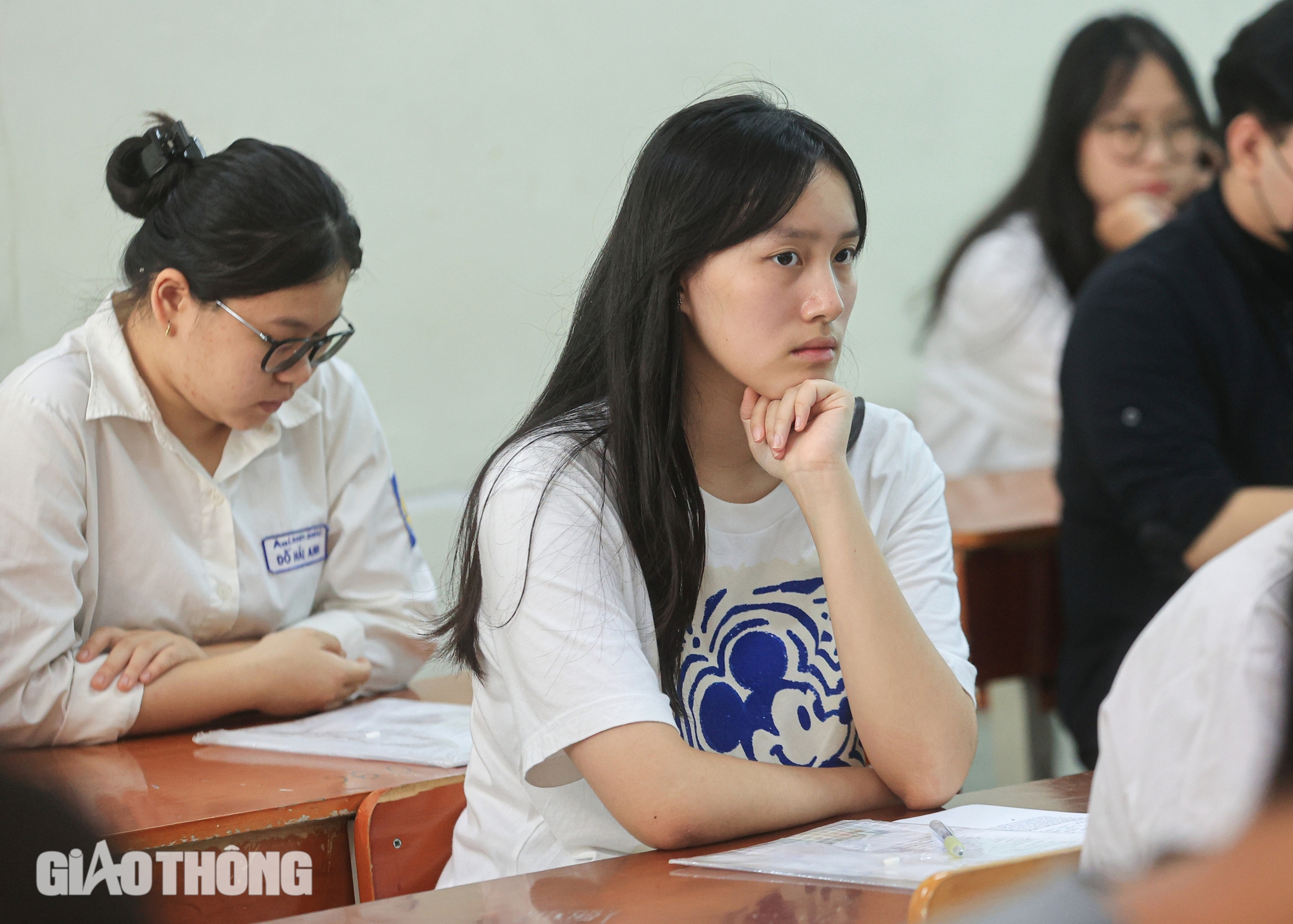 Th&iacute; sinh H&agrave; Nội tự tin bước v&agrave;o kỳ thi tốt nghiệp THPT 2024- Ảnh 10.