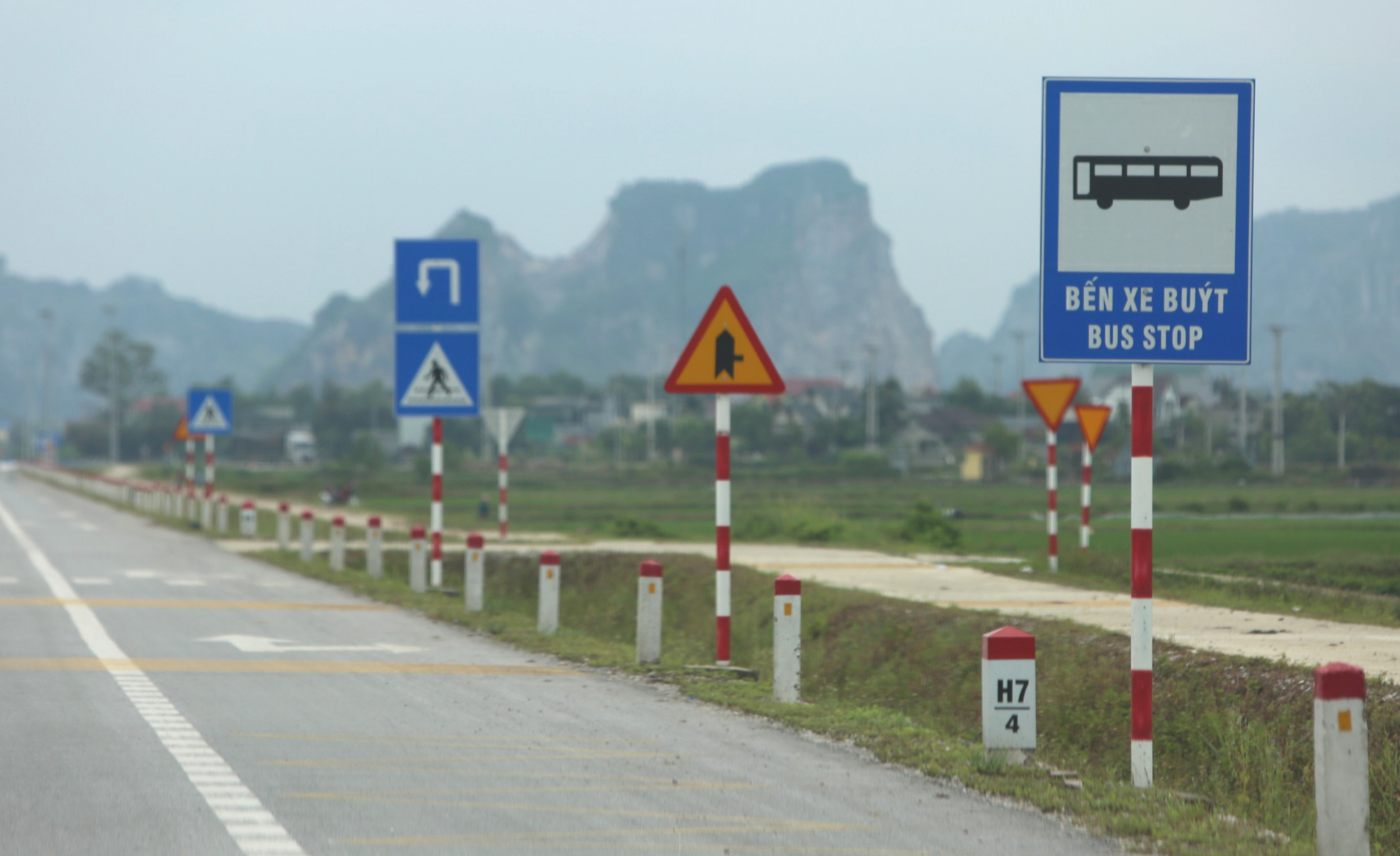 Ngắm tuyến đường ngh&igrave;n tỷ ở Thanh H&oacute;a "đẹp như tranh vẽ"- Ảnh 11.