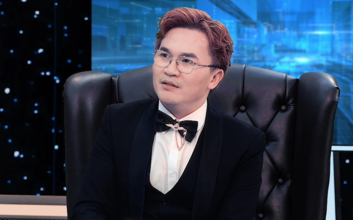 MC Đại Nghĩa: Tôi chỉ bật cười khi bị đồn "đã qua đời"- Ảnh 1. MC Đại Nghĩa: Tôi chỉ bật cười khi bị đồn "đã qua đời"- Ảnh 1.