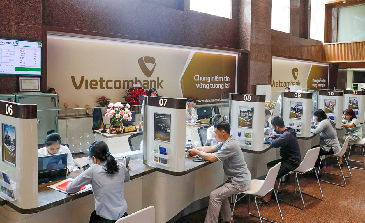 Chuẩn h&oacute;a thanh to&aacute;n quốc tế: Thế mạnh ri&ecirc;ng của Vietcombank- Ảnh 1.