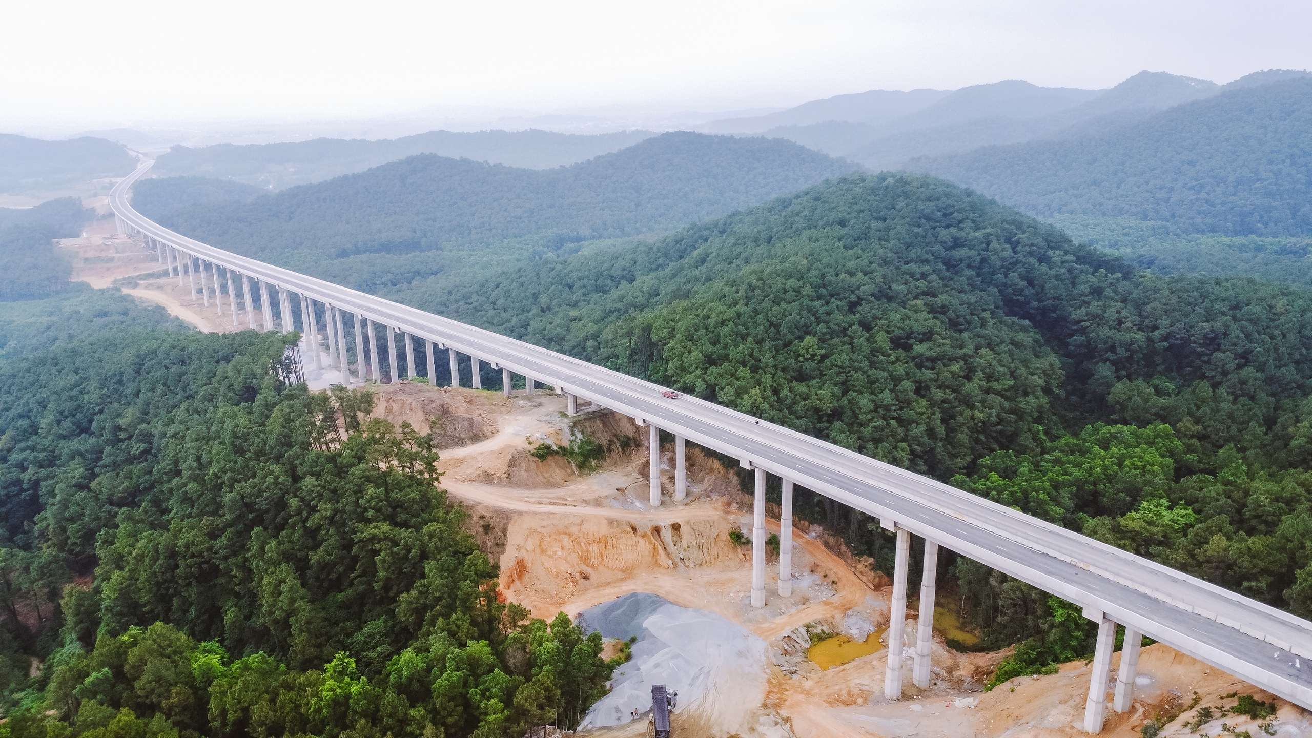 Hậu trường "nghẹt thở" đưa dự &aacute;n PPP cuối c&ugrave;ng tr&ecirc;n cao tốc Bắc - Nam về đ&iacute;ch- Ảnh 5.