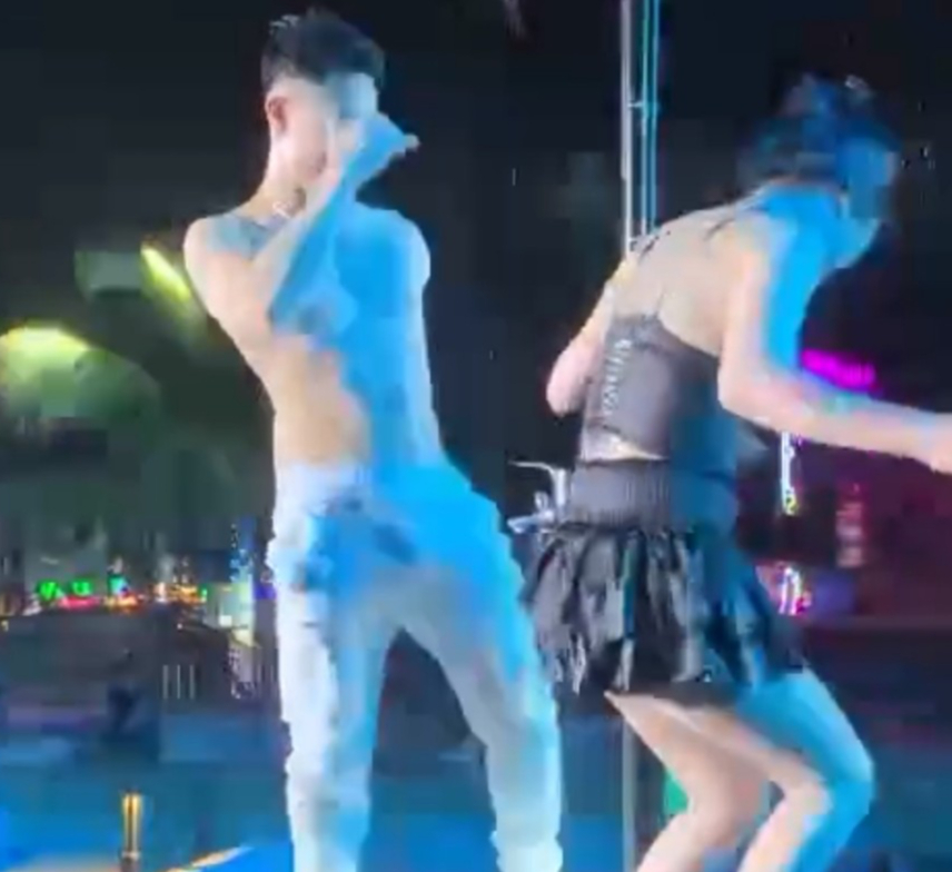 Yêu cầu xử lý vi phạm vụ biểu diễn phản cảm ở khu du lịch Bãi Cháy- Ảnh 1. Yêu cầu xử lý vi phạm vụ biểu diễn phản cảm ở khu du lịch Bãi Cháy- Ảnh 1.