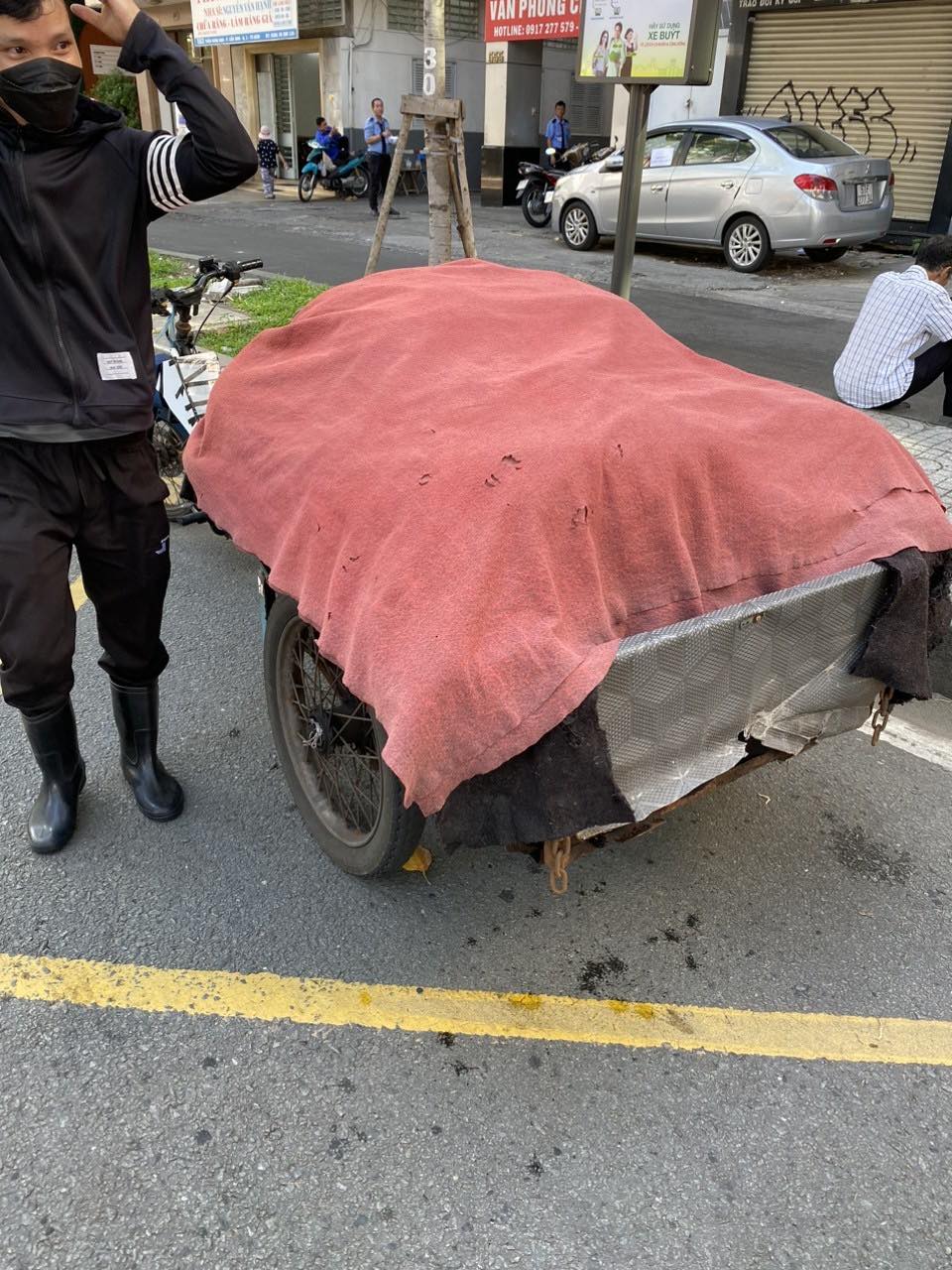 TP.HCM: Xử nghiêm xe tự chế, tình hình giao thông được cải thiện- Ảnh 3. TP.HCM: Xử nghiêm xe tự chế, tình hình giao thông được cải thiện- Ảnh 3.