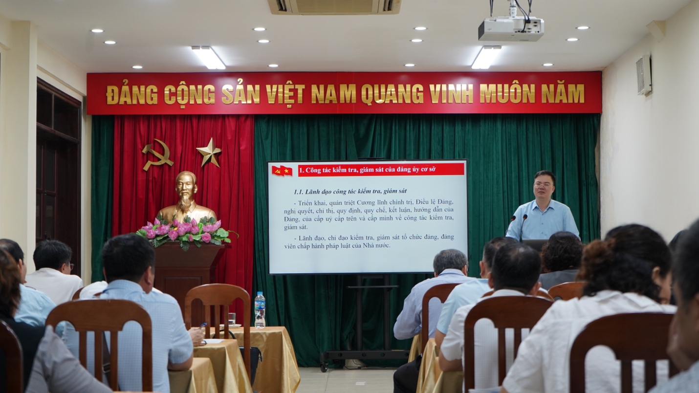 Đảng ủy Viện Chiến lược v&agrave; Ph&aacute;t triển GTVT tập huấn nghiệp vụ c&ocirc;ng t&aacute;c Đảng- Ảnh 2.