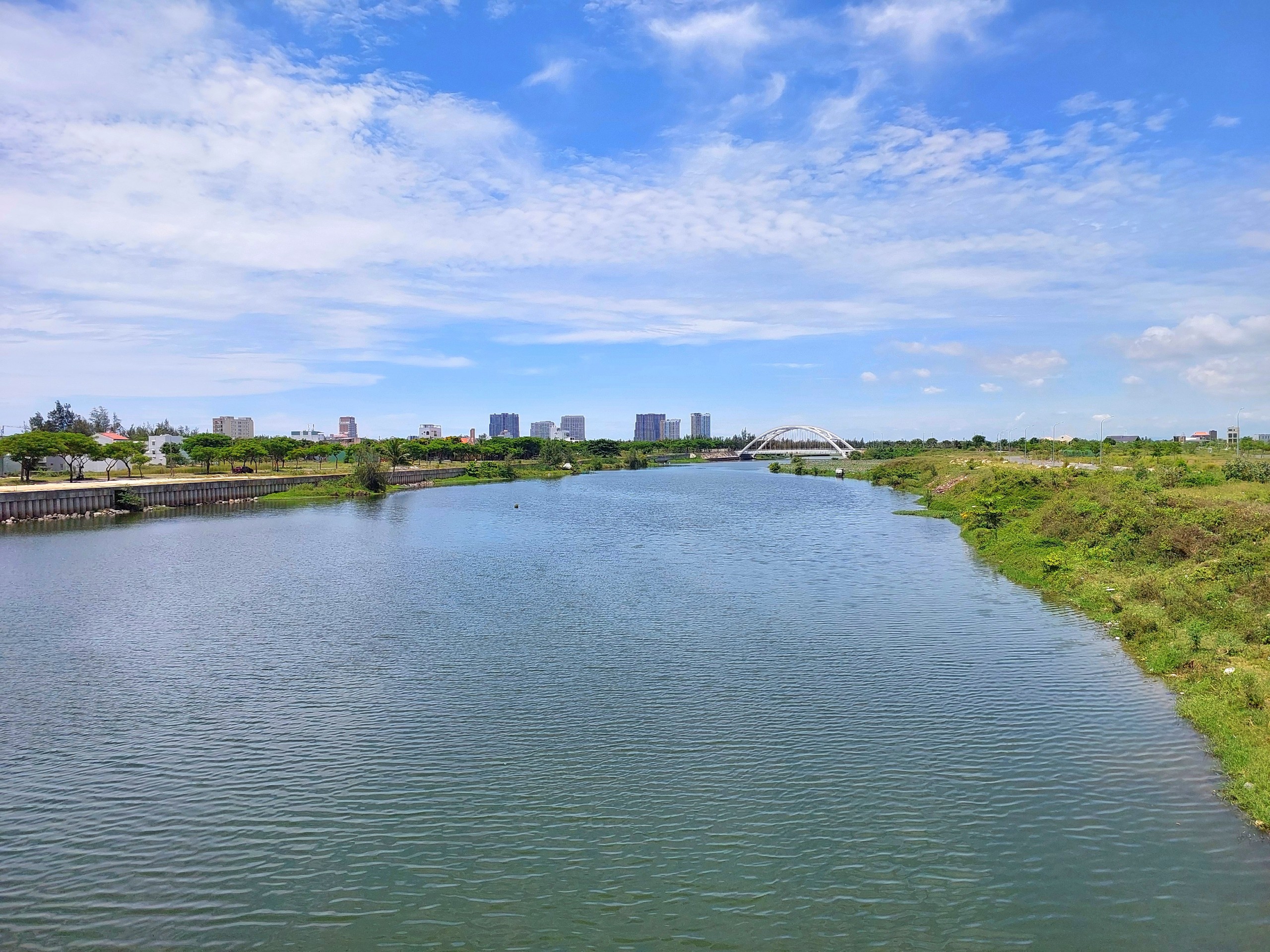 T&agrave;u du lịch loại n&agrave;o được đăng k&yacute; hoạt động tr&ecirc;n s&ocirc;ng Cổ C&ograve;?- Ảnh 1.