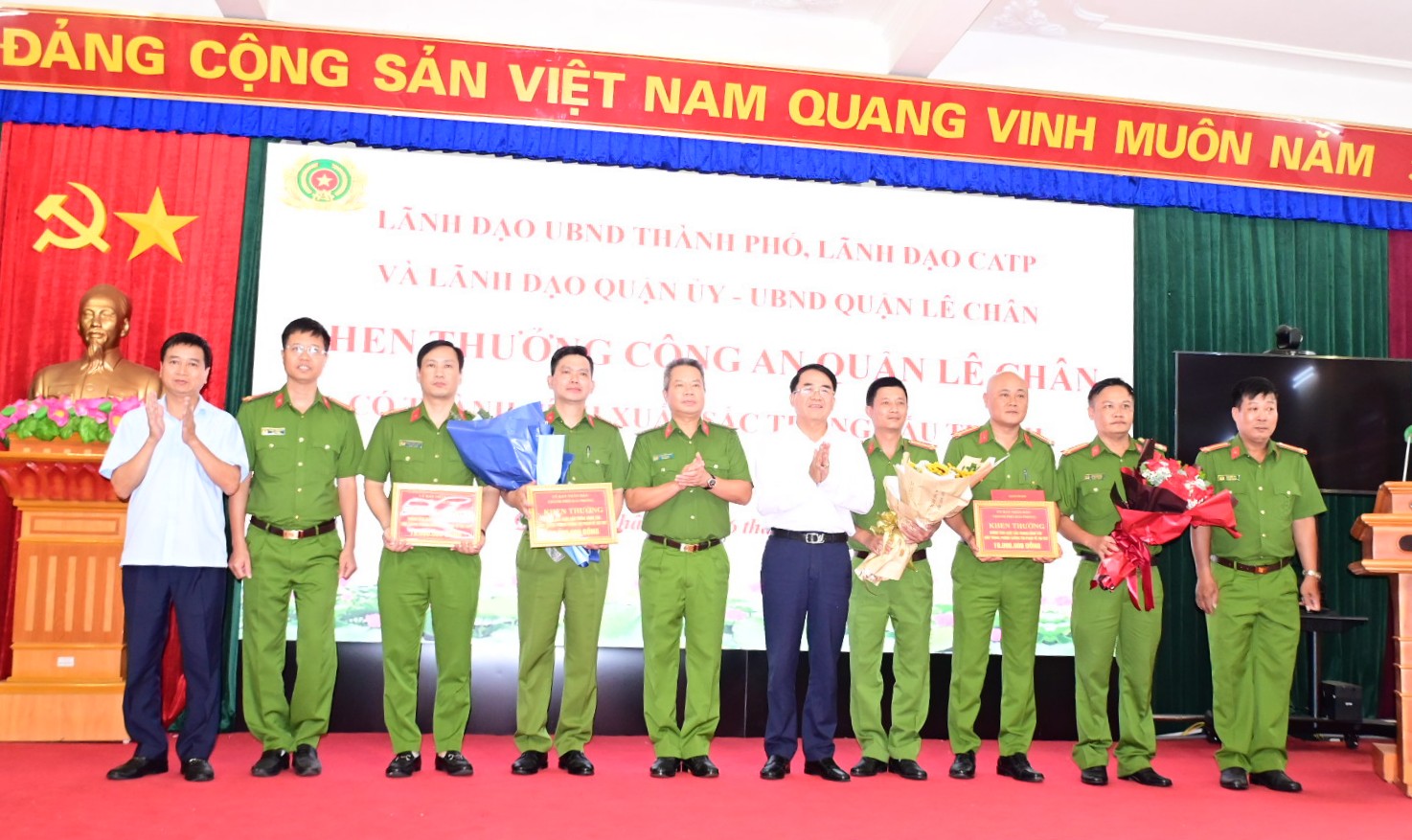 Hai mẹ con thu&ecirc; nh&agrave; trọ b&iacute; mật cất giấu ma t&uacute;y ở Hải Ph&ograve;ng- Ảnh 2.