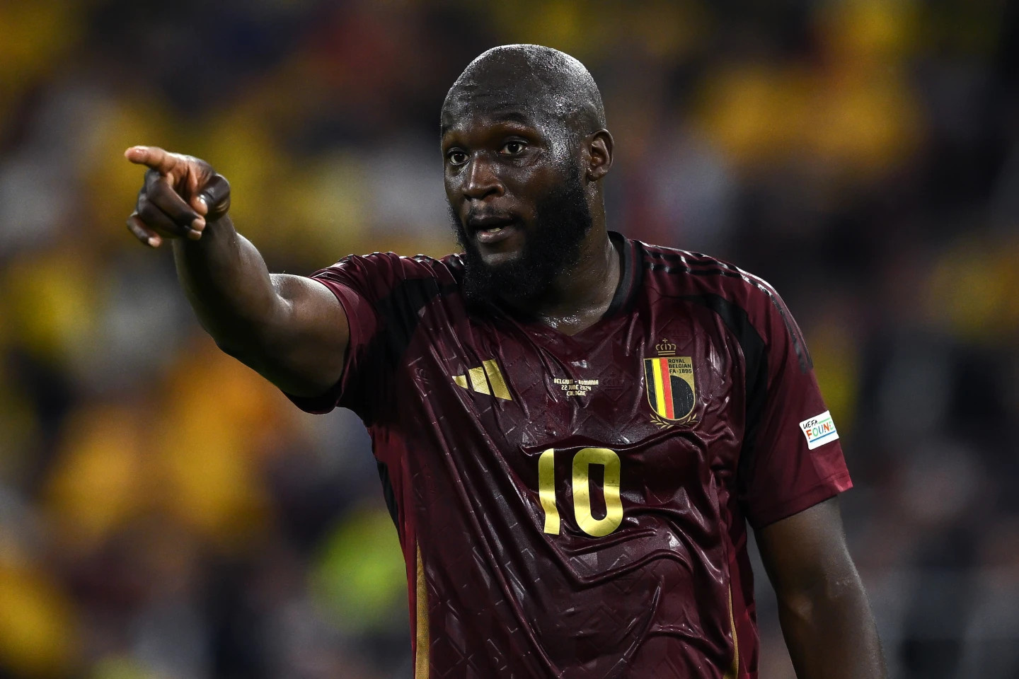 Tin n&oacute;ng EURO ng&agrave;y 28/6: Tiền đạo tuyển Anh d&iacute;nh chấn thương v&igrave; l&yacute; do kh&oacute; đỡ- Ảnh 3.