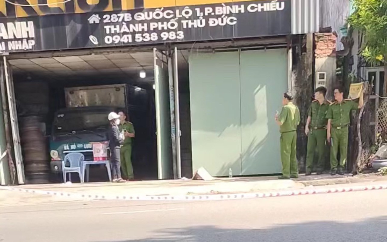 TP.HCM: Ẩu đả trong đ&ecirc;m v&igrave; m&acirc;u thuẫn t&igrave;nh cảm, 1 người tử vong