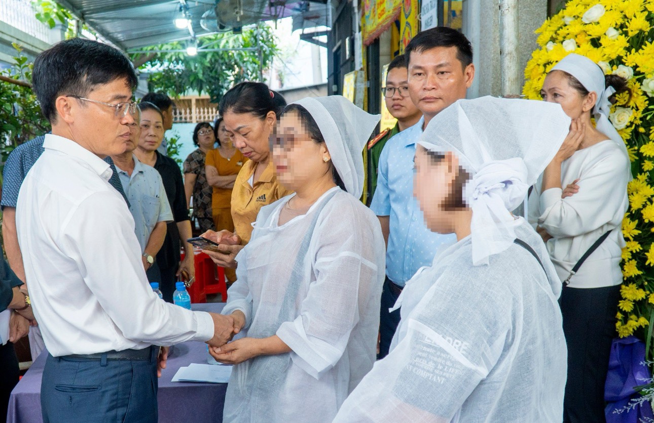Vụ nữ t&agrave;i xế say rượu t&ocirc;ng chết hai mẹ con ở Vũng T&agrave;u: Nỗi đau người ở lại- Ảnh 1.