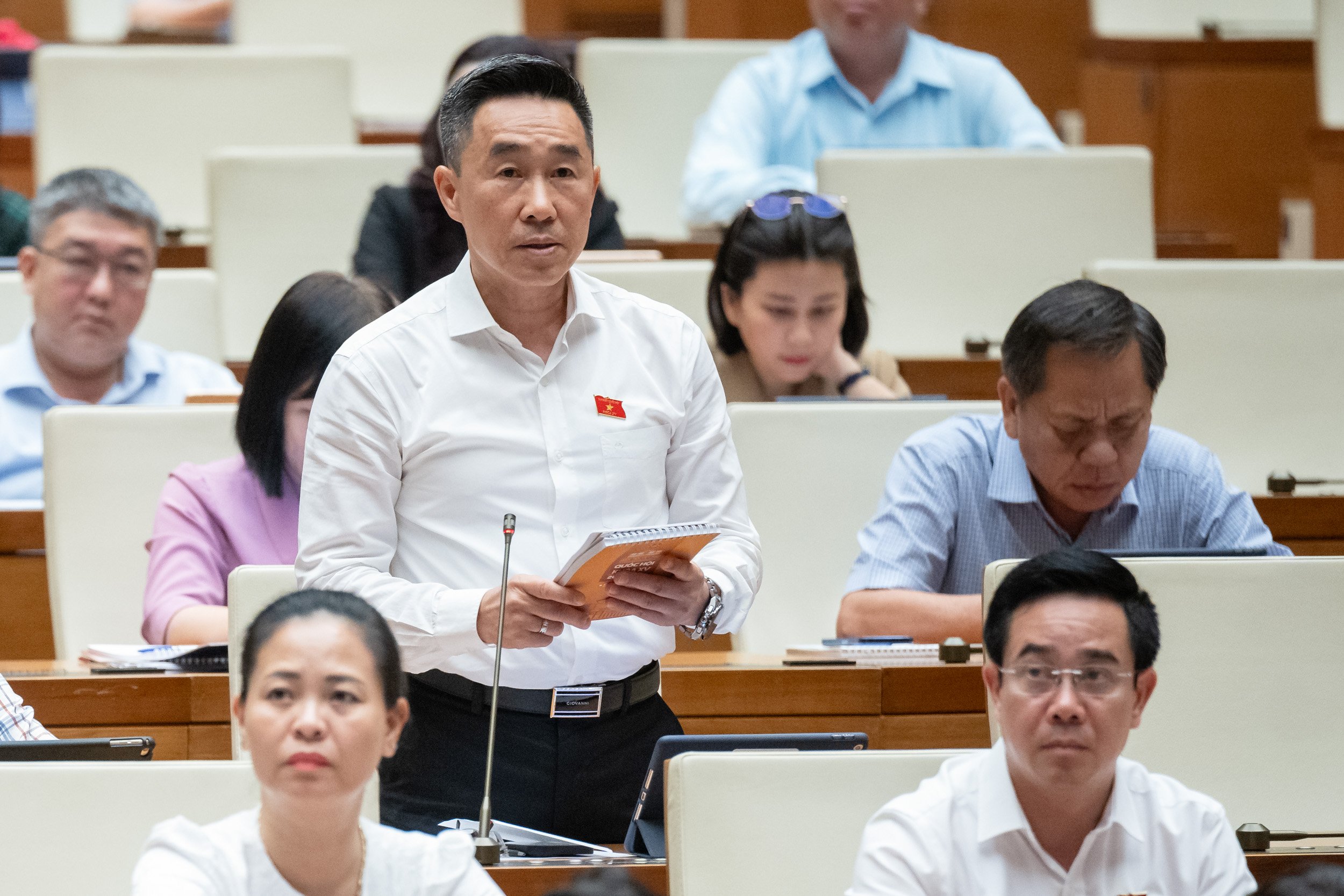 T&aacute;n th&agrave;nh giao Bộ trưởng C&ocirc;ng an quyết định biện ph&aacute;p cảnh vệ trong trường hợp cấp thiết- Ảnh 2.