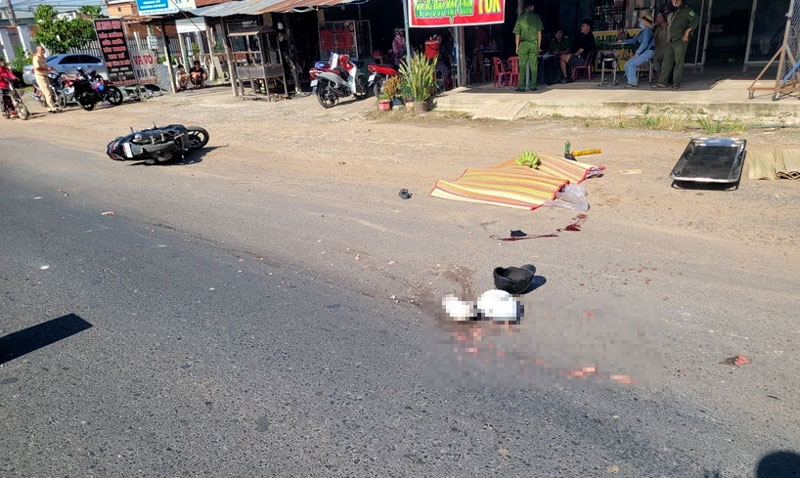 Hiện trường vụ tai nạn - Ảnh: TTXVN. Hiện trường vụ tai nạn - Ảnh: TTXVN.