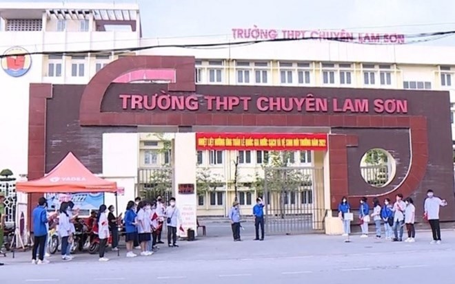 V&igrave; sao điểm ph&uacute;c khảo của th&iacute; sinh thi chuy&ecirc;n Lam Sơn tăng từ 1 l&ecirc;n 9 điểm?