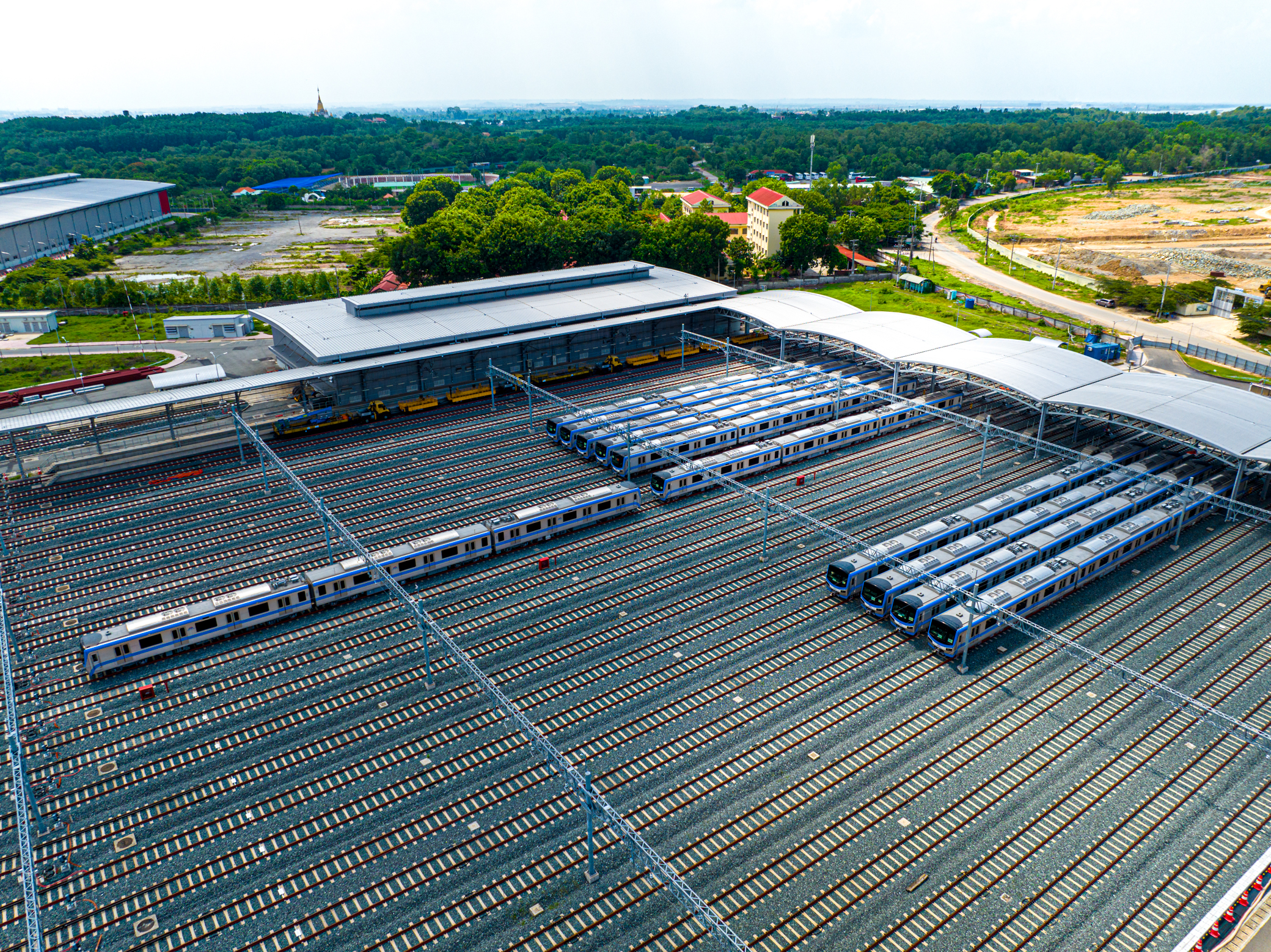 Cận cảnh depot tuyến metro số 1 đã thành hình- Ảnh 15. Cận cảnh depot tuyến metro số 1 đã thành hình- Ảnh 15.