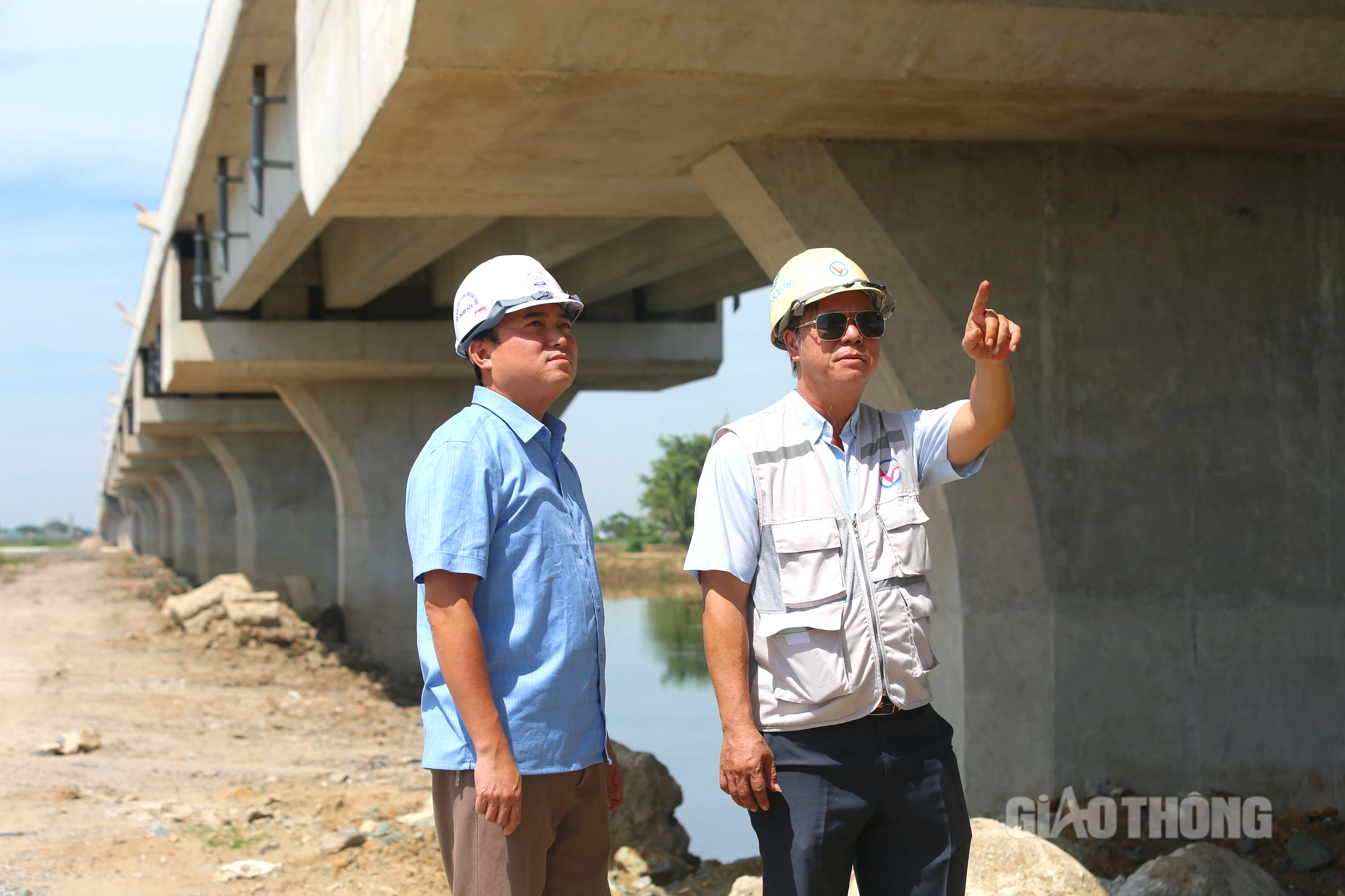 Ngắm cây cầu vượt cạn dài nhất Thanh Hoá- Ảnh 9. Ngắm cây cầu vượt cạn dài nhất Thanh Hoá- Ảnh 9.