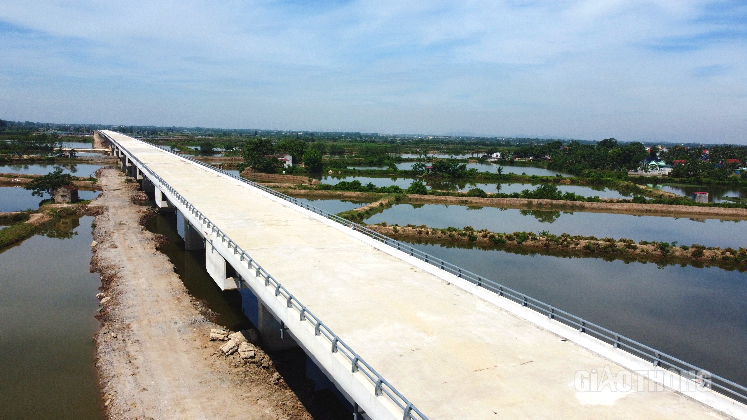 Ngắm cây cầu vượt cạn dài nhất Thanh Hoá- Ảnh 11. Ngắm cây cầu vượt cạn dài nhất Thanh Hoá- Ảnh 11.