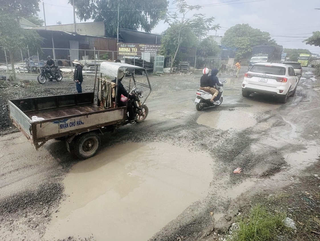 Đồng Nai: Kiểm tra, sửa chữa hư hỏng tr&ecirc;n đường BOT 768- Ảnh 2.
