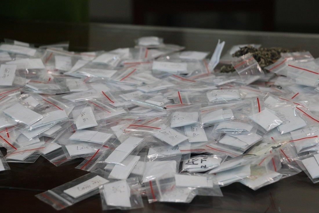 Triệt xóa ổ nhóm lừa đảo bán bùa ngải, chiếm đoạt hơn 86 tỷ đồng- Ảnh 3. Triệt xóa ổ nhóm lừa đảo bán bùa ngải, chiếm đoạt hơn 86 tỷ đồng- Ảnh 3.