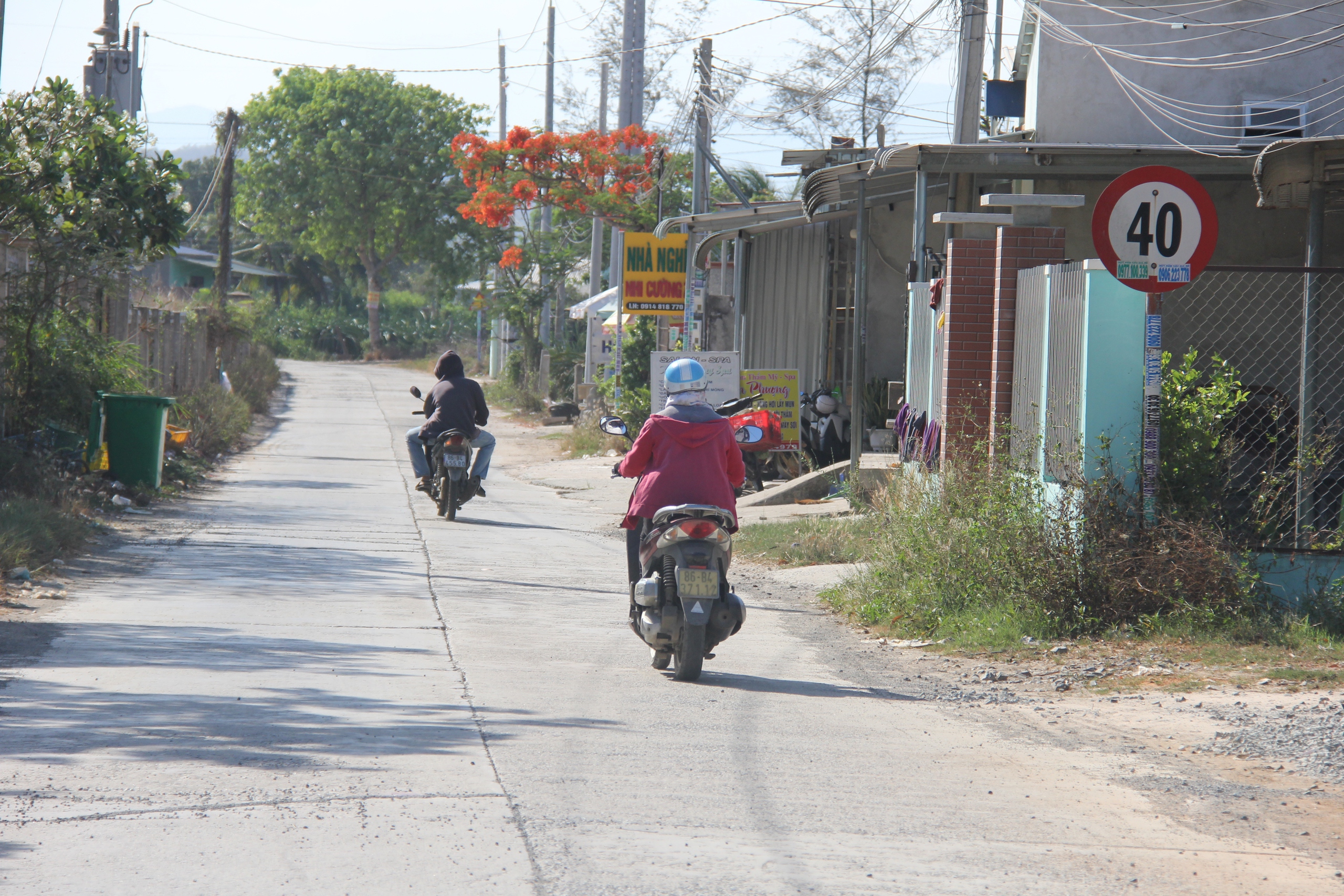 Hoàn trả 46 tuyến đường dân sinh phục vụ thi công cao tốc qua Bình Thuận- Ảnh 2. Hoàn trả 46 tuyến đường dân sinh phục vụ thi công cao tốc qua Bình Thuận- Ảnh 2.