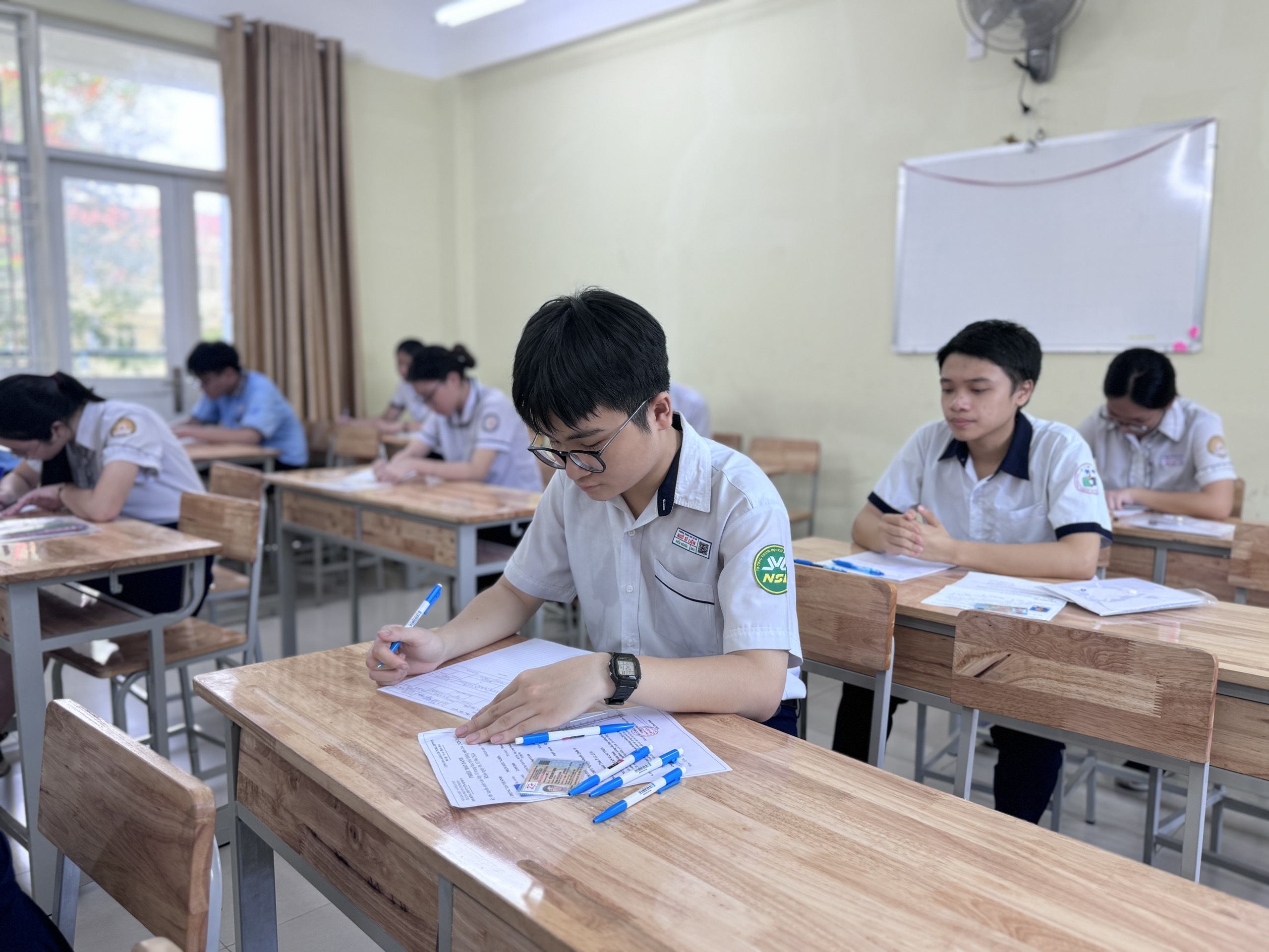 TP.HCM tuyển bổ sung hơn 2.200 chỉ ti&ecirc;u lớp 10 THPT c&ocirc;ng lập- Ảnh 1.