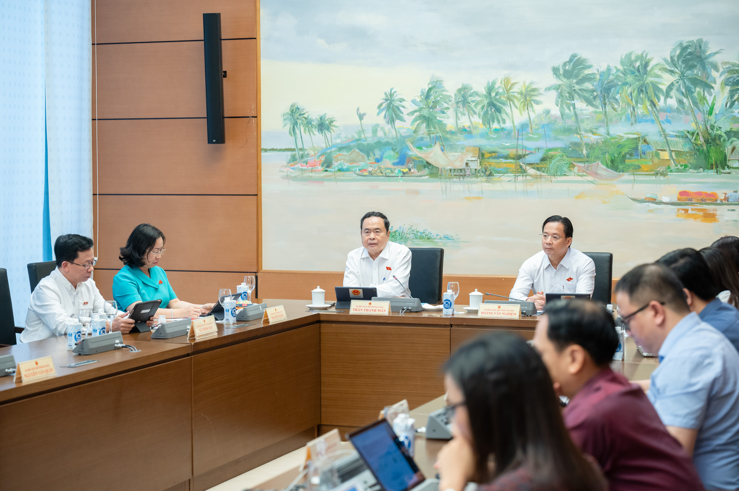 Chủ tịch Quốc hội: Ở đ&acirc;u được gắn bảng văn h&oacute;a th&igrave; ở đ&oacute; phải thật sự c&oacute; văn h&oacute;a- Ảnh 2.