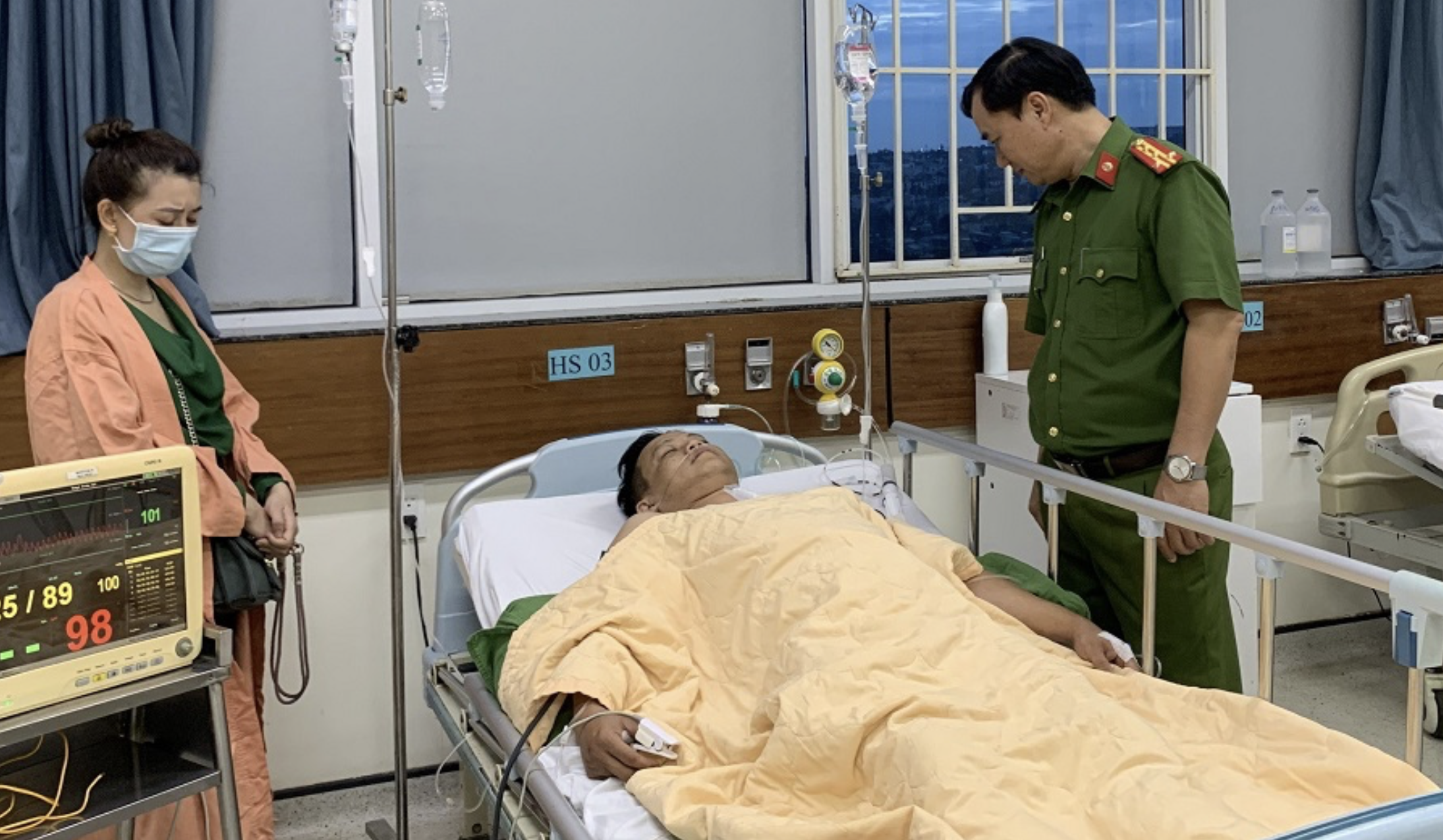 Trấn &aacute;p tội phạm ma t&uacute;y, hai c&aacute;n bộ c&ocirc;ng an ở Gia Lai bị tấn c&ocirc;ng- Ảnh 1.