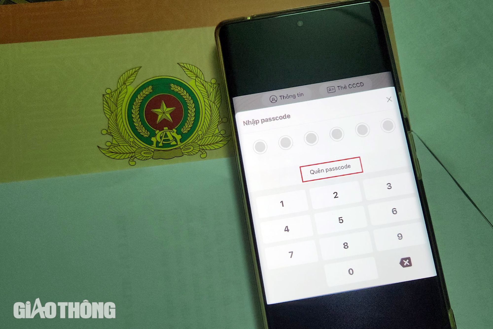 T&agrave;i xế "ma men" bị phạt th&ecirc;m lỗi kh&ocirc;ng mang giấy tờ v&igrave; qu&ecirc;n mật khẩu VNeID- Ảnh 2.